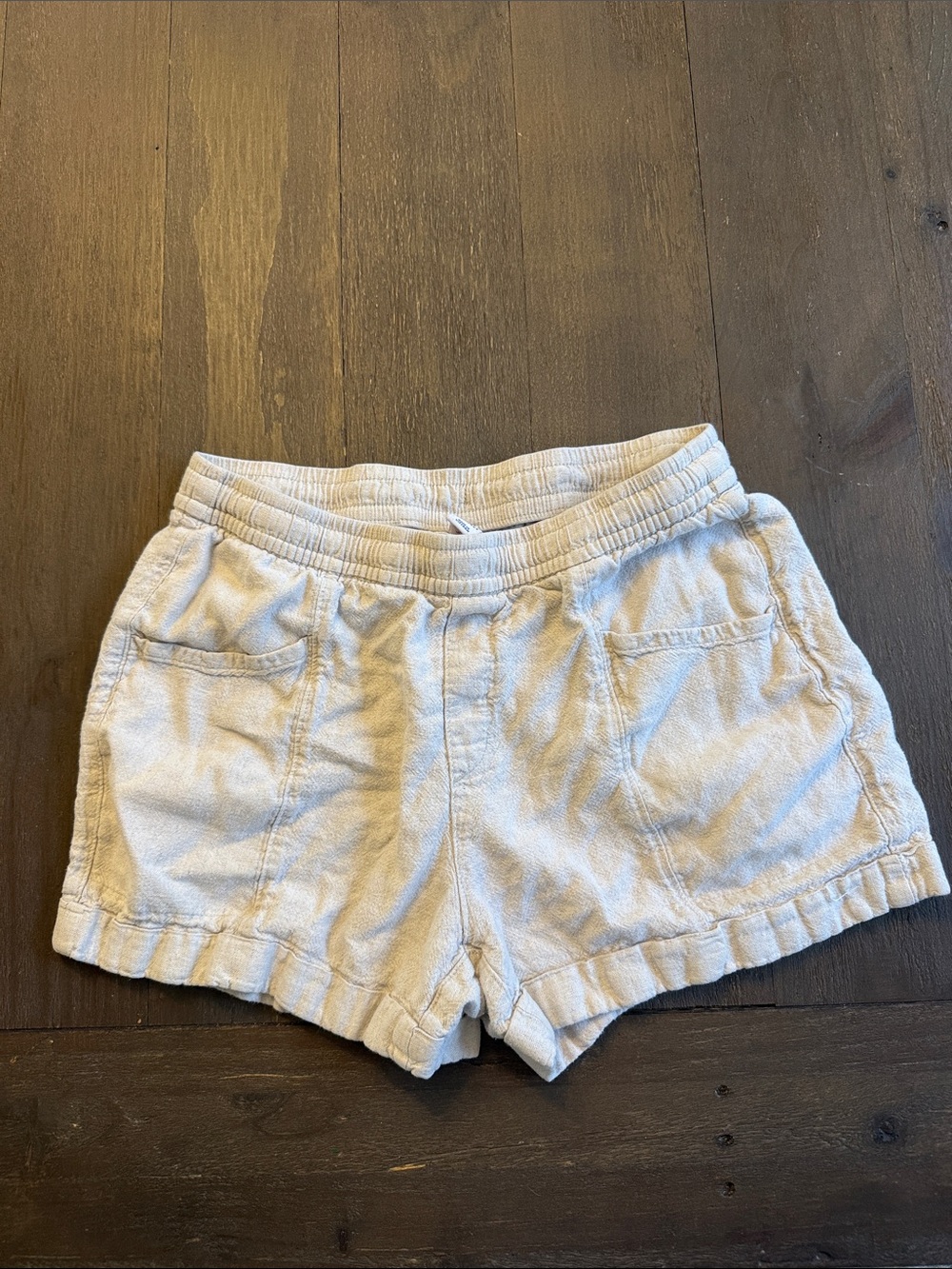 Old Navy Light Gray Elastic-Waist Athletic Shorts